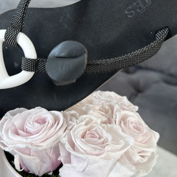 Hermes Kara Neal flip flops size 7.5 (EU 37.5), color black and white - Picture 3 of 7